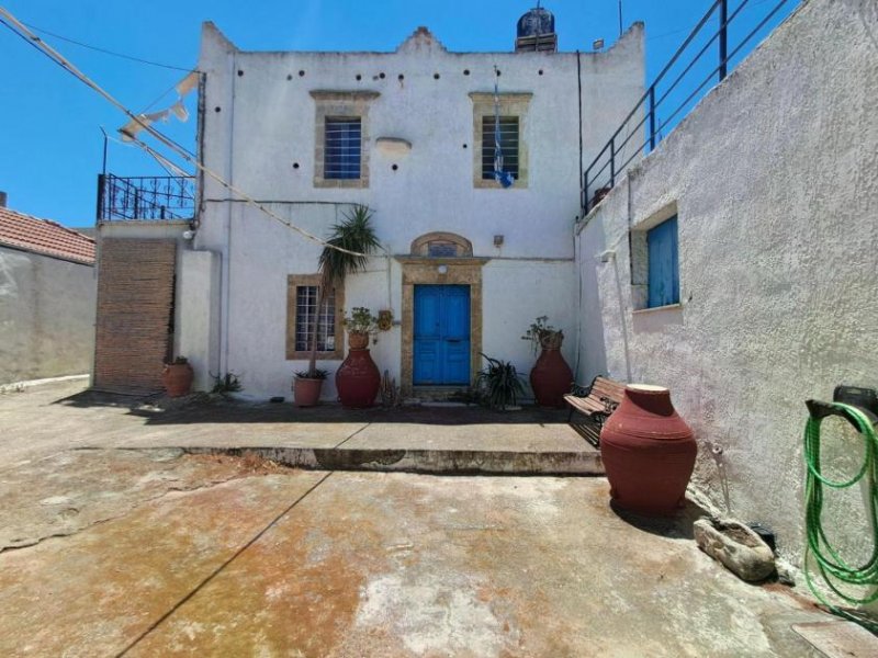 Pombia Einfamilienhaus mit herrlichem Bergblick in Pompia /Kreta – Ein Zuhause mit Charme und Tradition Haus kaufen